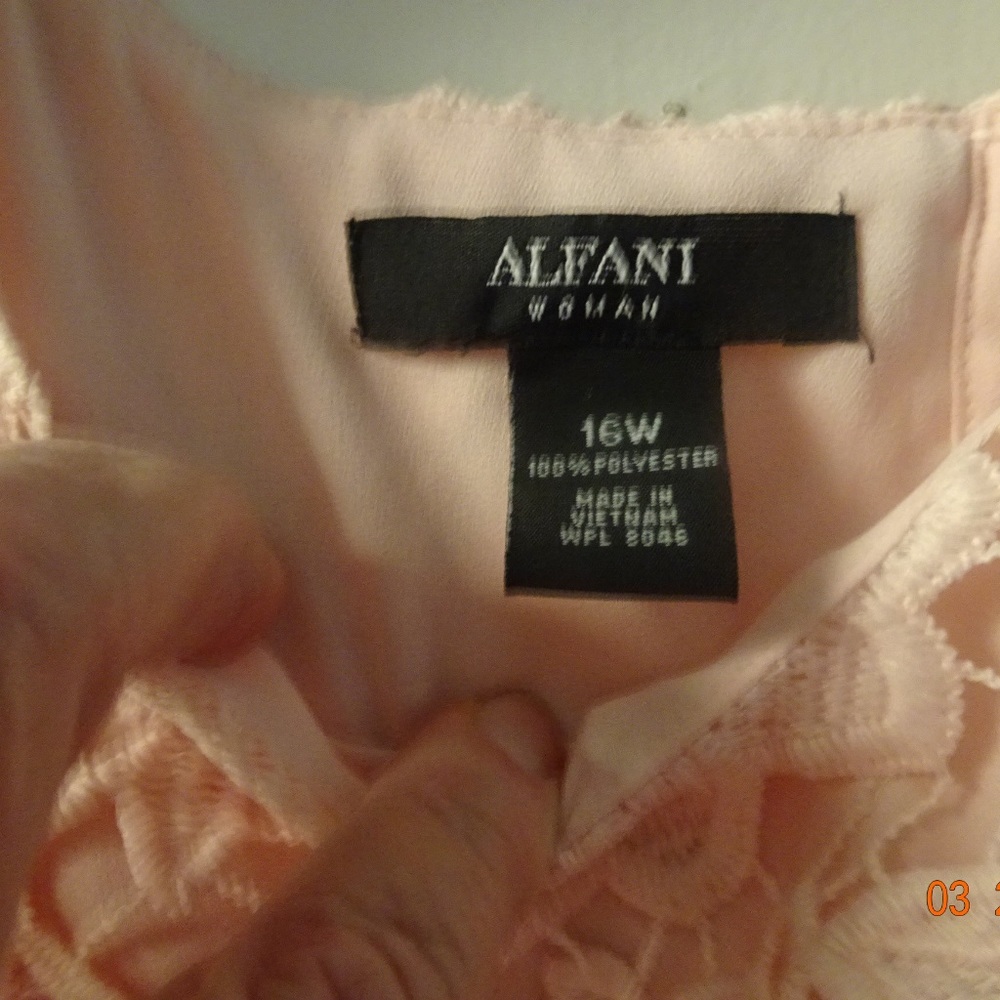 Alfani Woman